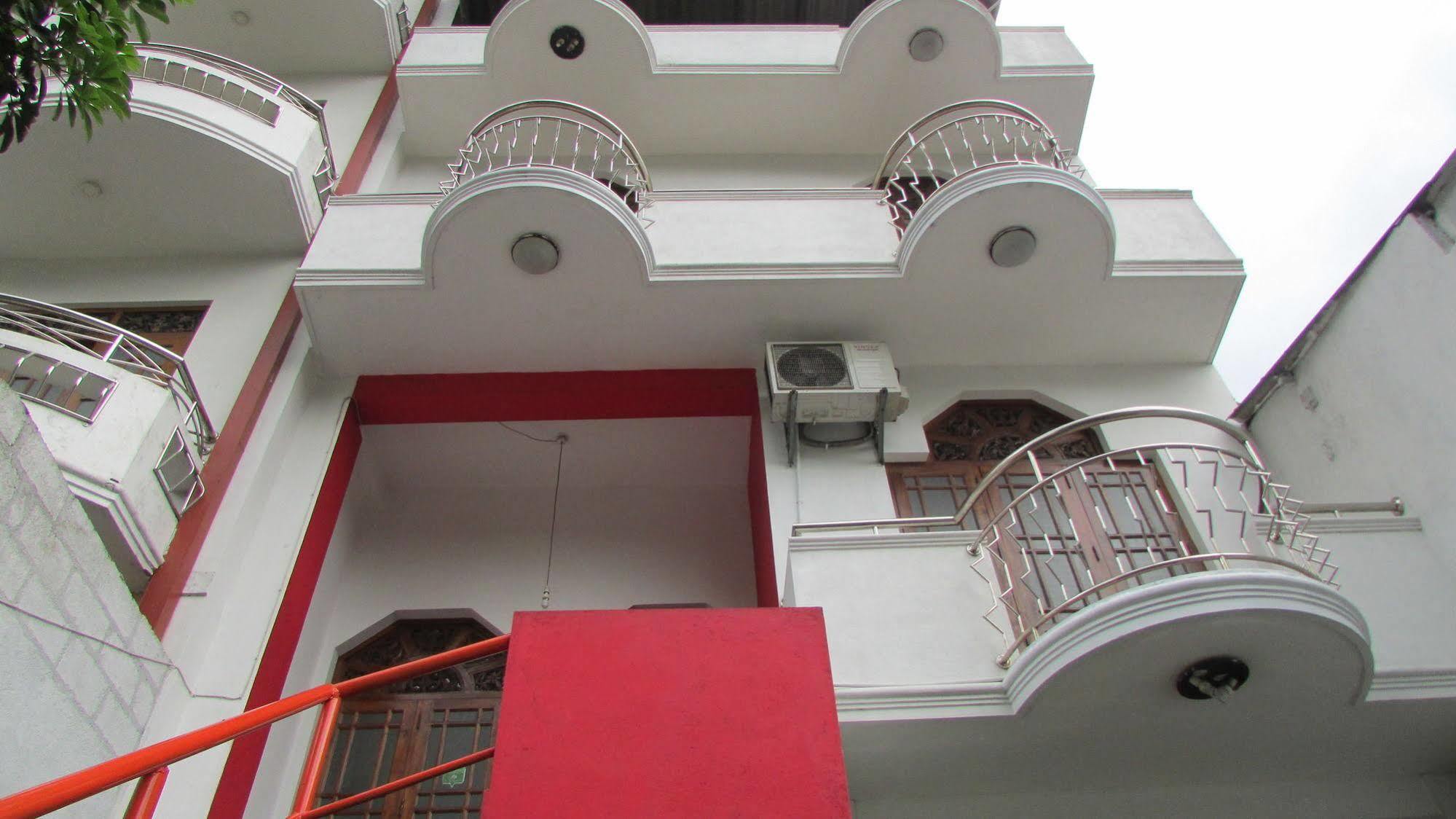 Kandy Walkers Hostel Tennekumbura Exterior photo