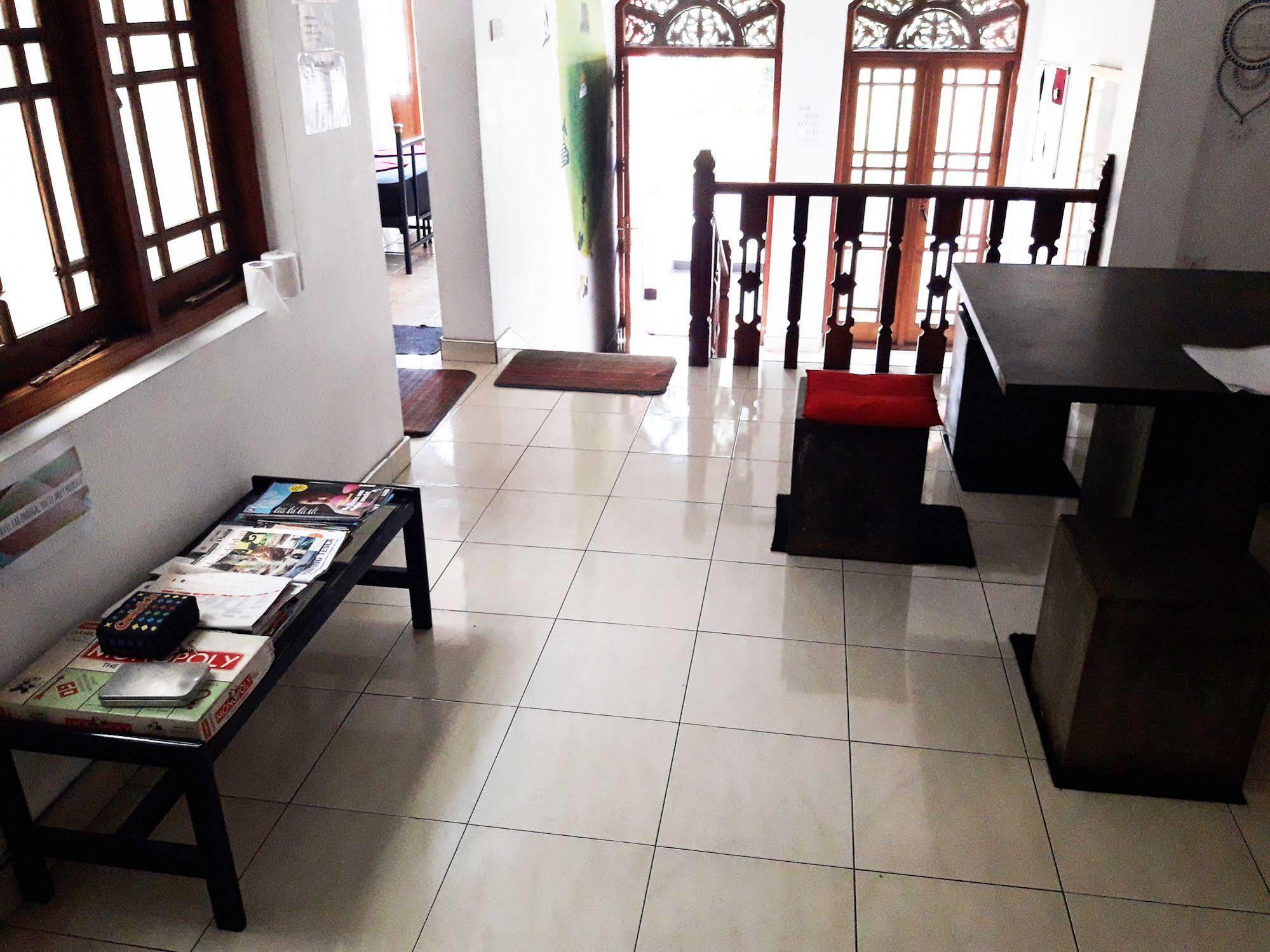 Kandy Walkers Hostel Tennekumbura Exterior photo